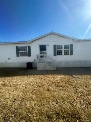 38692 CODY Drive, Romulus, MI 48174