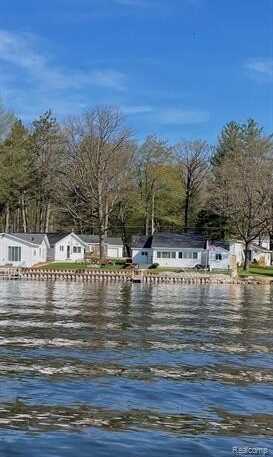 1249 N CROOKED LAKE Drive, Lake, MI 48632