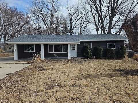 10001 Redwood Street NW, Coon Rapids, MN 55433