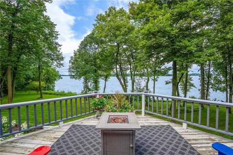 7420 Long Lake Road, Dovre Twp, MN 56201