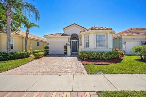 7061 Cataluna Circle, Delray Beach, FL 33446