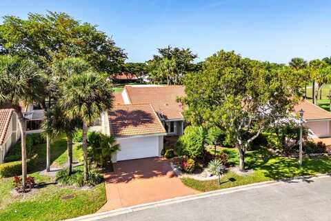 19 Glens Drive W, Boynton Beach, FL 33436