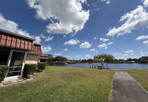 734 Nantucket Circle, Lake Worth, FL 33467