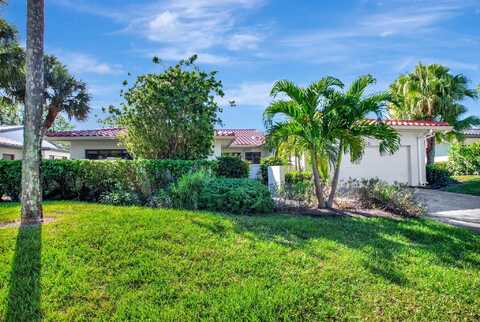65 Bristol Drive, Boynton Beach, FL 33436