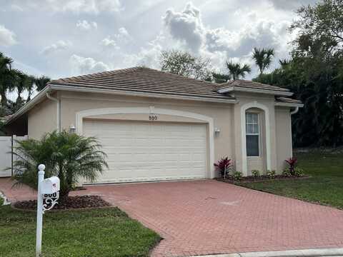 800 SW Rocky Bayou Terrace, Port Saint Lucie, FL 34986