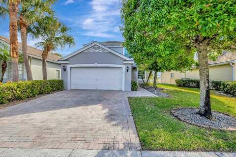 110 Hamilton Terrace, Royal Palm Beach, FL 33414