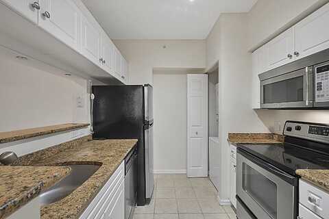 3104 Tuscany Way, Boynton Beach, FL 33435