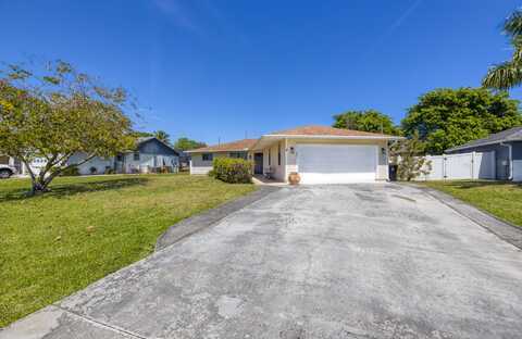 661 SE Sweetbay Ave Avenue, Port Saint Lucie, FL 34983