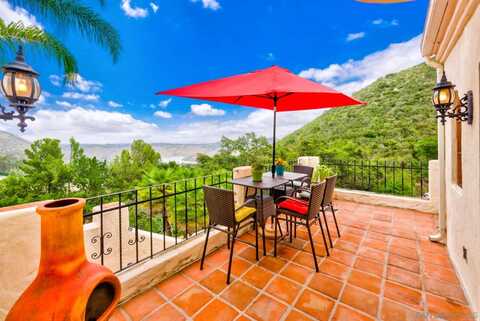 9425 Mount Israel Rd, Escondido, CA 92029
