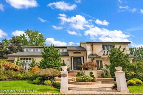 35 Jeffrey Place, Staten Island, NY 10307