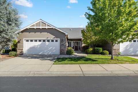 201 Morning Dove Trail, Eagle Point, OR 97524