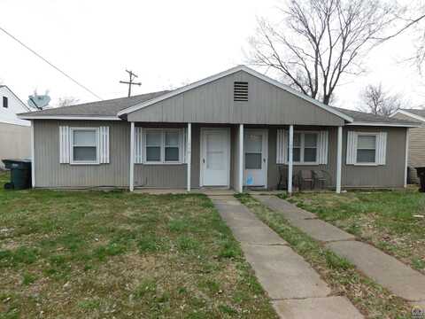 1004 SW 33rd ST, Topeka, KS 66611
