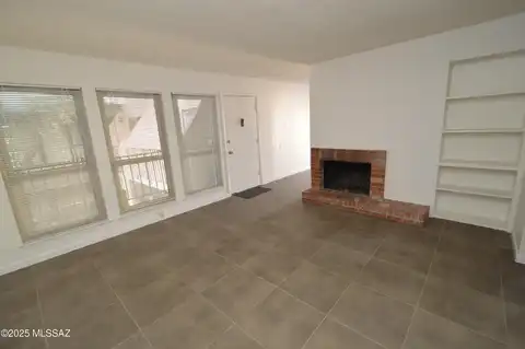 1620 N Wilmot Road, Tucson, AZ 85712