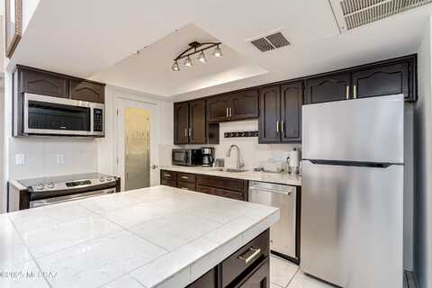1200 E River Road, Tucson, AZ 85718
