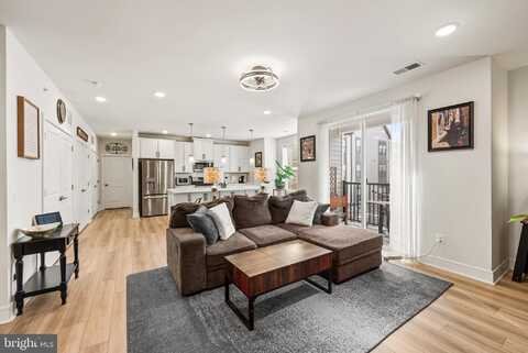 23669 GOLDEN EMBERS SQUARE, ASHBURN, VA 20148