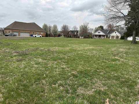 101 Crossfield Drive, Murray, KY 42071