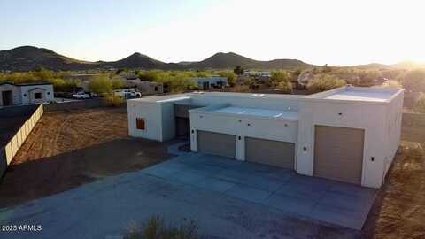 2534 W FERNWOOD Drive, Phoenix, AZ 85086