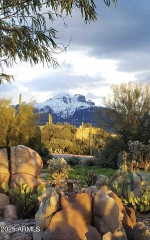 4655 N WINCHESTER Road, Apache Junction, AZ 85119