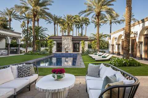 6684 E Cactus Wren Road, Paradise Valley, AZ 85253