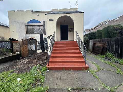 2933 35Th Ave, Oakland, CA 94619