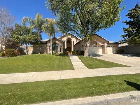 12504 Crown Crest Drive, Bakersfield, CA 93311