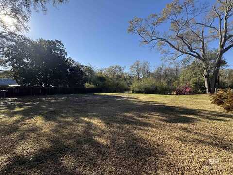 8 Dianah Street, Pensacola, FL 32503