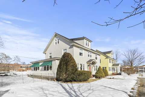 24 Weston St, Pittsfield, MA 01201