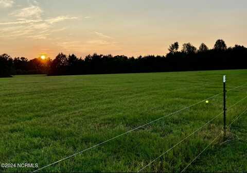 2900 Smyrna Road, Whiteville, NC 28472