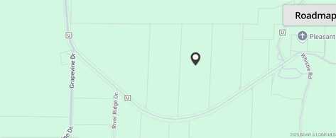 2644 State Road U, Macks Creek, MO 65786