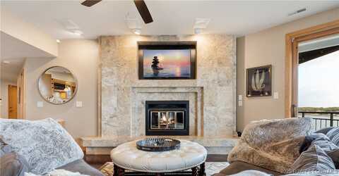 4465 Hamrock Lane, Osage Beach, MO 65065