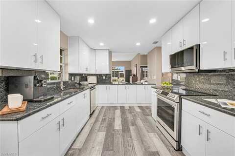 13471 Bridgeford, BONITA SPRINGS, FL 34135