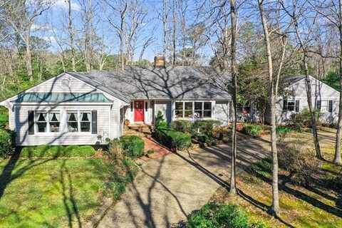 10 Heron Lane, Lancaster, VA 22503
