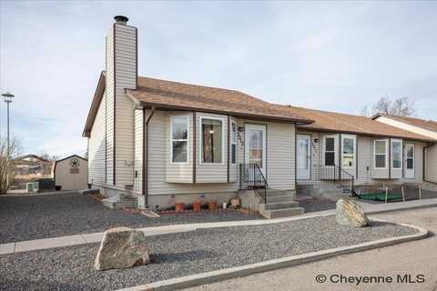 3213 DEAN PAUL DR, Cheyenne, WY 82009