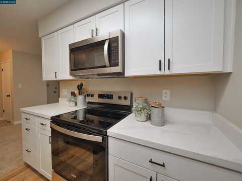 4260 Clayton Road, Concord, CA 94521