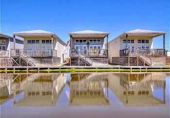 304 W Avenue F unit: 11, Port Aransas, TX 78373
