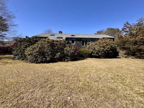 201 Oxford Drive, Cotuit, MA 02635