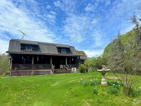 26 Woodland Road, Craryville, NY 12521