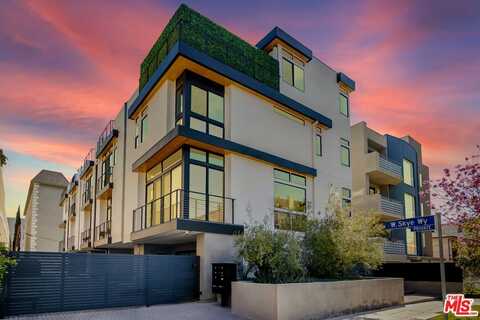7582 W Skye Way, Los Angeles, CA 90046