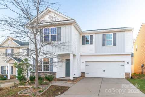 2009 Amos Oaks Lane, Charlotte, NC 28215