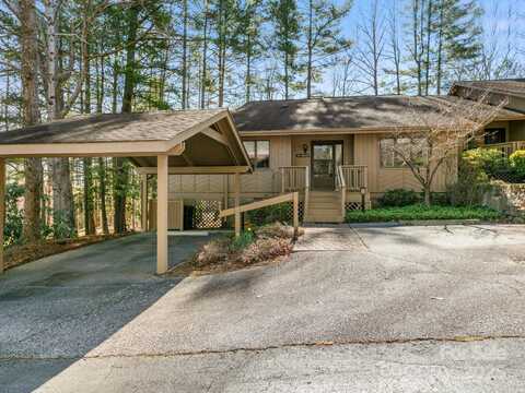 202 Water Oak Lane, Hendersonville, NC 28791
