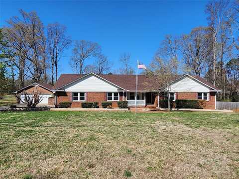1301 Huckleberry Drive, Lincolnton, NC 28092