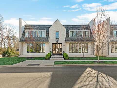 2836 Kenwood Sharon Lane, Charlotte, NC 28211