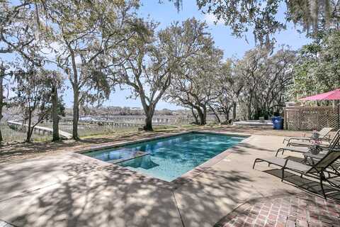 741 Creekside Drive, Mount Pleasant, SC 29464