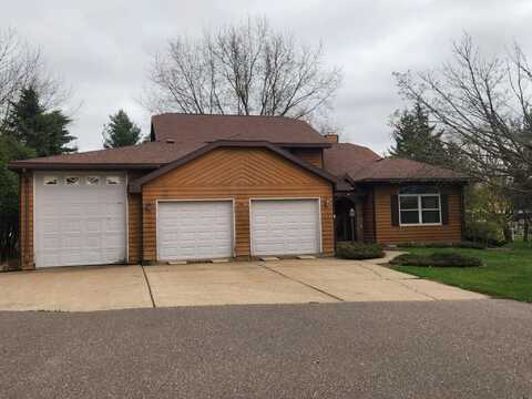 1509 N NORTH HILLS AVENUE, Marshfield, WI 54449