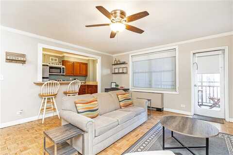 300 Peachtree 4A, Atlanta, GA 30308