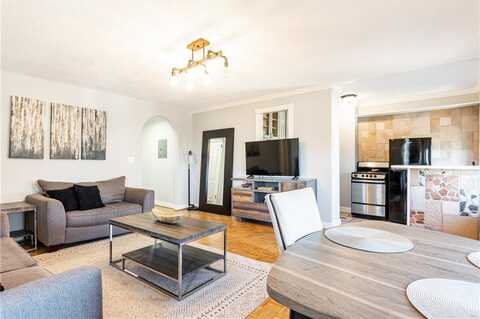 300 Peachtree 10D, Atlanta, GA 30308