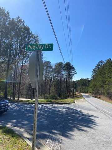 15 Pee Jay Drive, Oxford, GA 30054