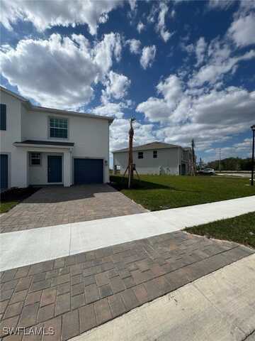 8072 Haley Creek Way, Lehigh Acres, FL 33971