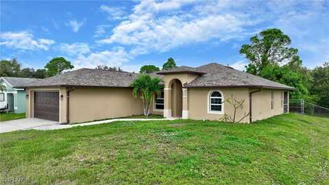 3300 16th Street W, Lehigh Acres, FL 33971