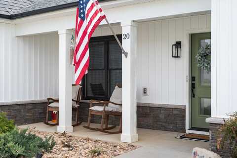 20 LAURA JEAN CT, WAYNESBORO, VA 22980